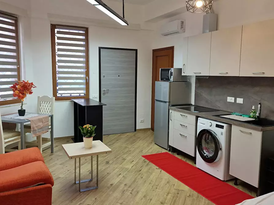 Immagine 2 di Appartamento in affitto  in Via Francesco de Pinedo a Ciampino