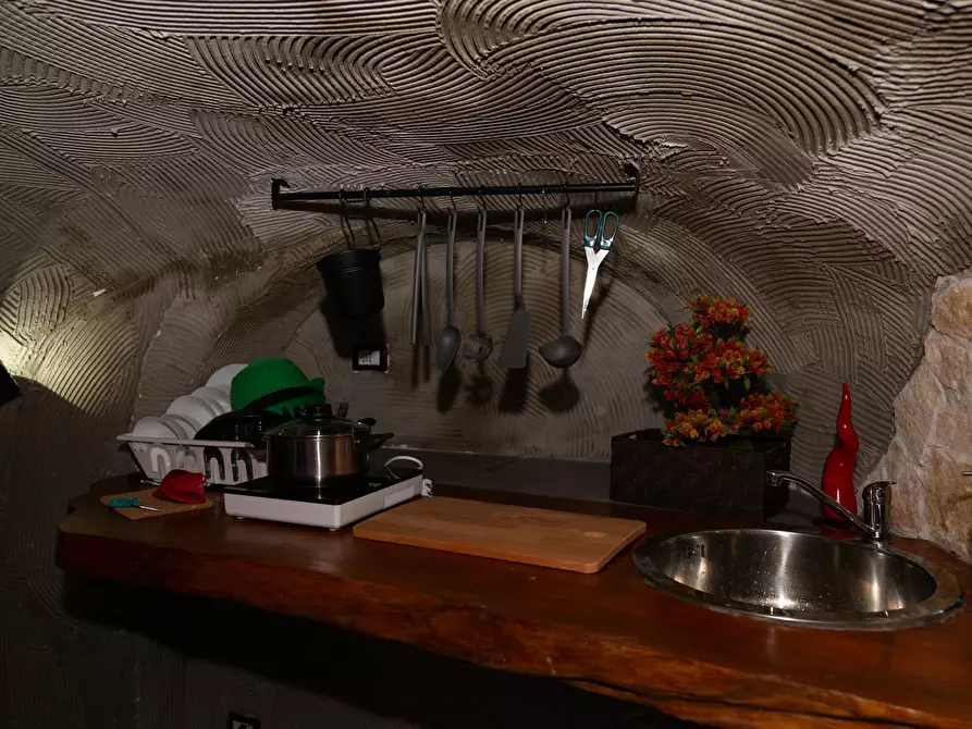 Immagine 3 di Appartamento in affitto  in Via Carbonara a Napoli