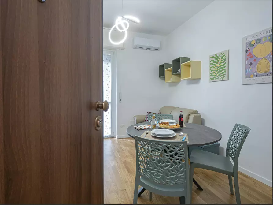 Immagine 5 di Appartamento in affitto  in Via Luigi Varanini a Milano