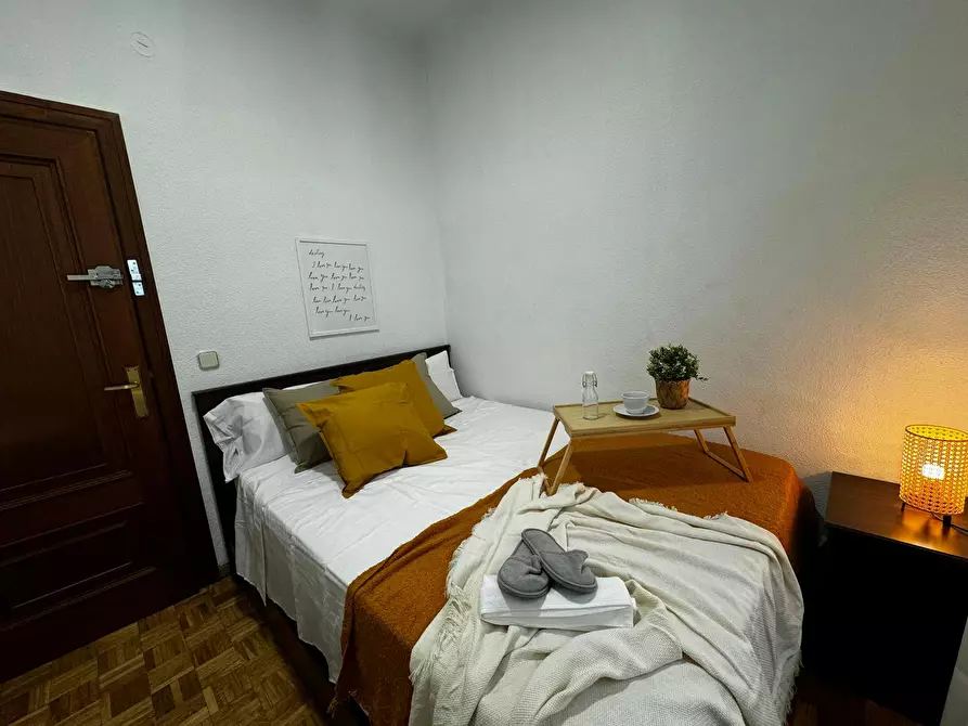 Immagine 4 di Camera in affitto  in Calle de Lérida a Madrid