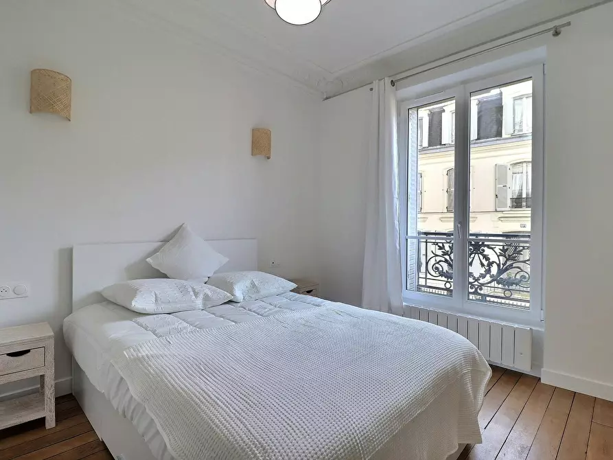 Immagine 9 di Appartamento in affitto  in Rue Blomet a Paris