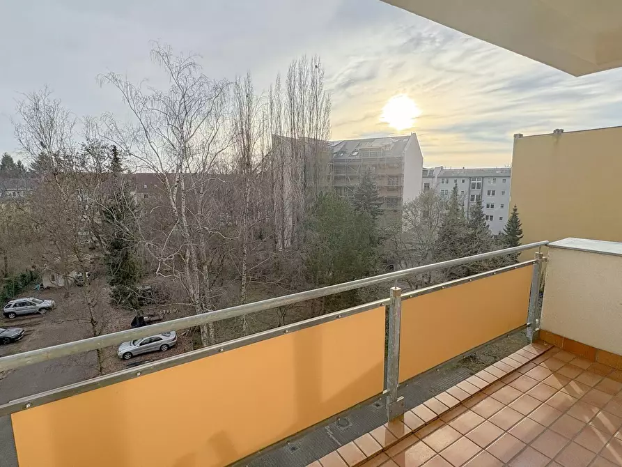 Immagine 4 di Camera in affitto  in Kurfürstenstraße a Berlin