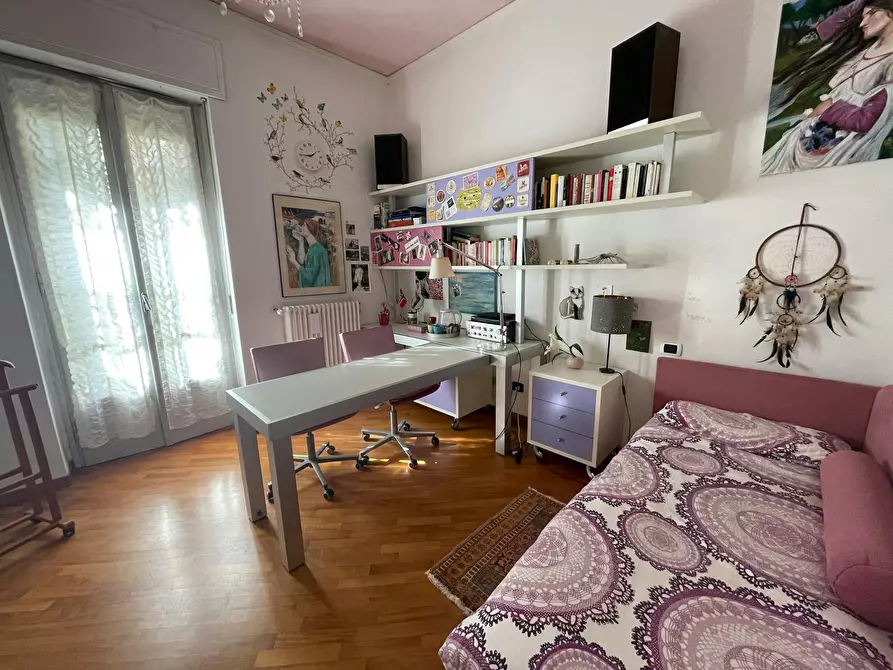 Immagine 3 di Camera in affitto  in Via Brunetto Latini a Firenze