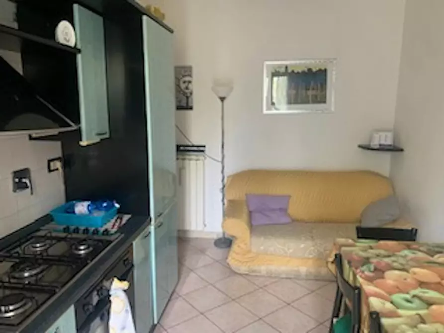 Immagine 10 di Camera in affitto  in Via Alfredo Calzolari a Bologna