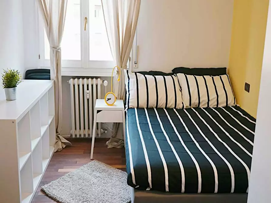 Immagine 2 di Camera in affitto  in Via Santa Croce a Bologna