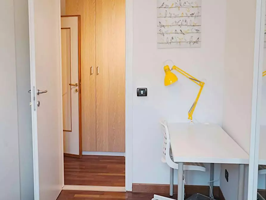 Immagine 3 di Camera in affitto  in Via Santa Croce a Bologna