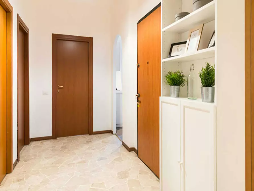 Immagine 10 di Camera in affitto  in Via delle Acacie a Buccinasco