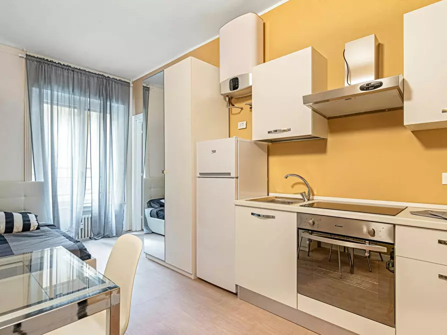 Immagine 6 di Appartamento in affitto  in Via Luciano Manara a Milano