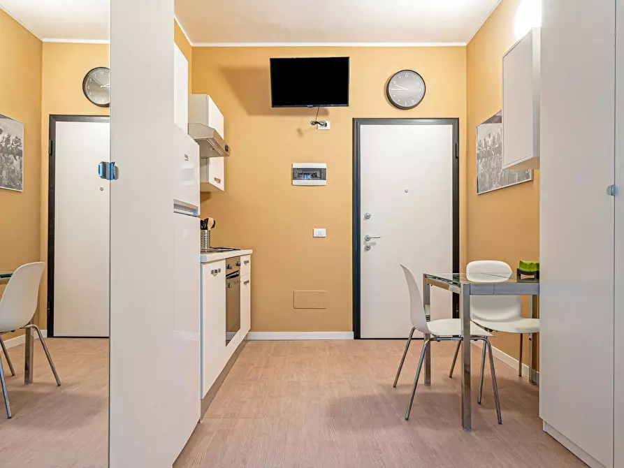 Immagine 5 di Appartamento in affitto  in Via Luciano Manara a Milano