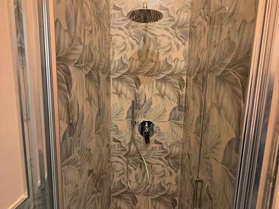 Immagine 6 di Camera in affitto  in Corso Re Umberto a Torino