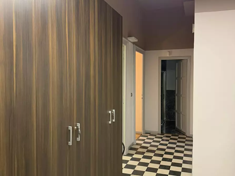 Immagine 10 di Camera in affitto  in Corso Re Umberto a Torino