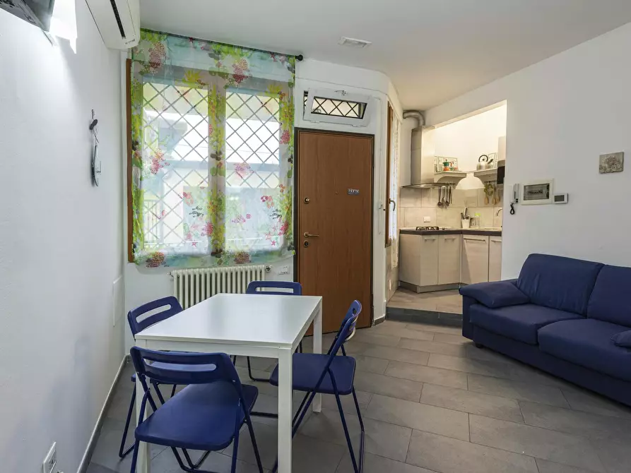 Immagine 3 di Appartamento in affitto  in Via Reginaldo Giuliani a Firenze