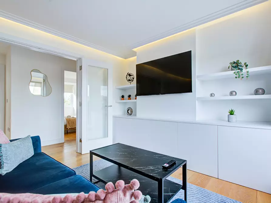 Immagine 8 di Appartamento in affitto  in Horn Lane a Ealing