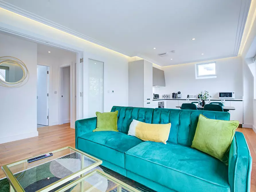 Immagine 1 di Appartamento in affitto  in Horn Lane a Ealing