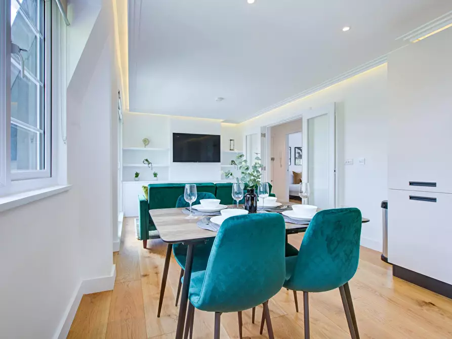 Immagine 7 di Appartamento in affitto  in Horn Lane a Ealing