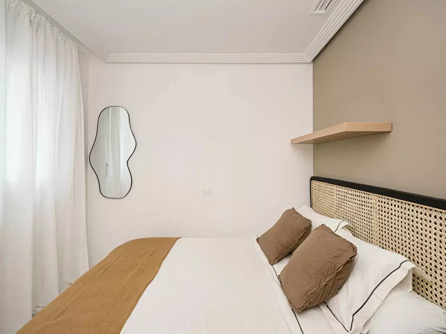 Immagine 4 di Camera in affitto  in Calle del Doctor Fleming a Madrid