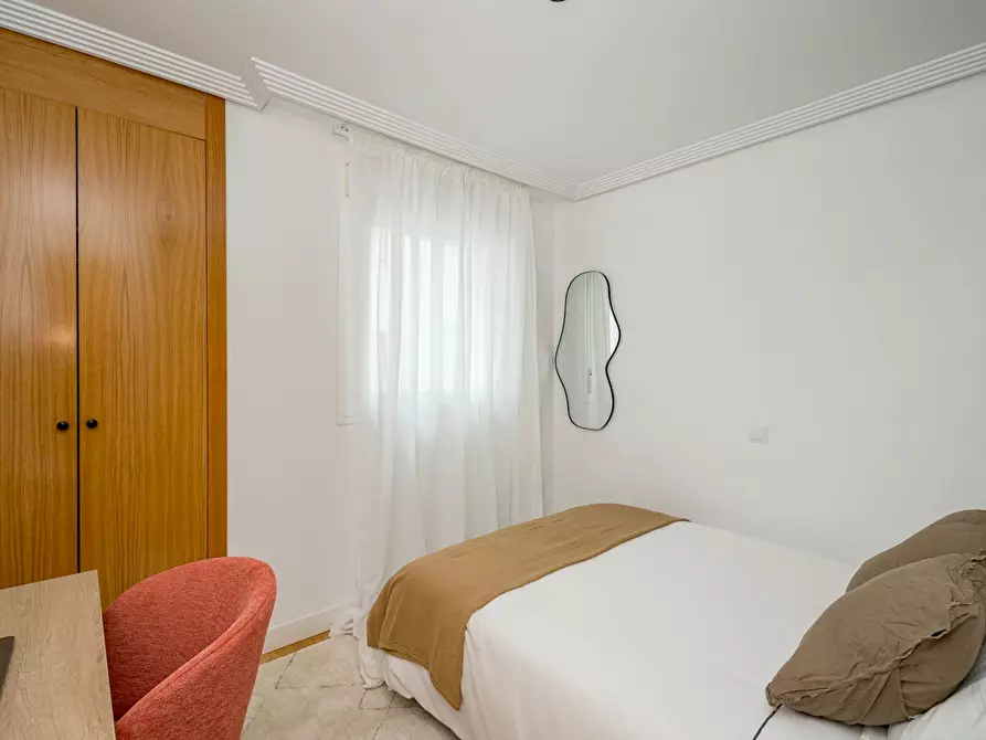 Immagine 3 di Camera in affitto  in Calle del Doctor Fleming a Madrid