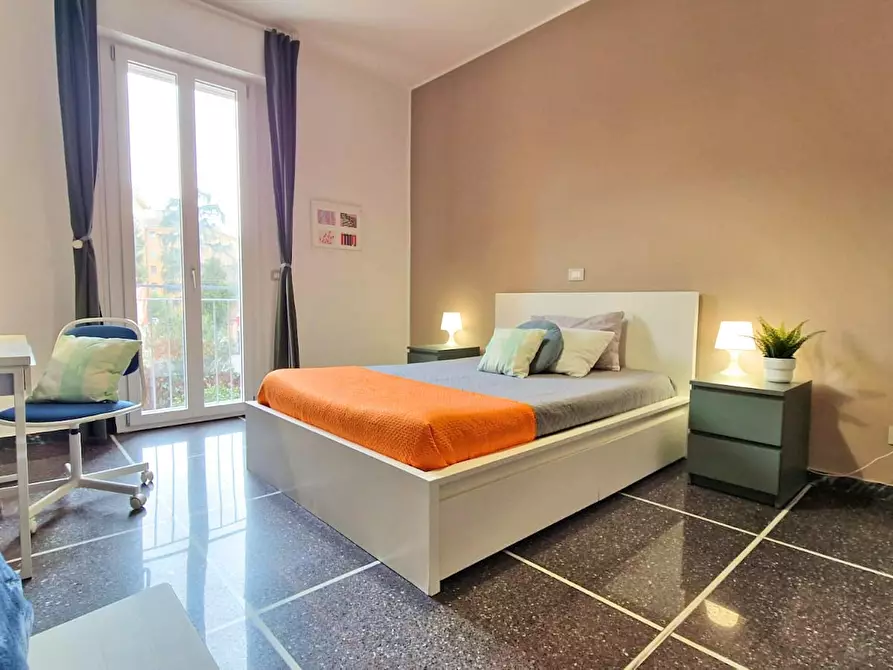 Immagine 1 di Camera in affitto  in Via Toscana a Bologna