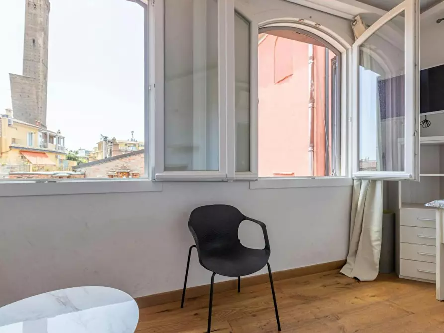 Immagine 9 di Appartamento in affitto  in Via De' Giudei a Bologna