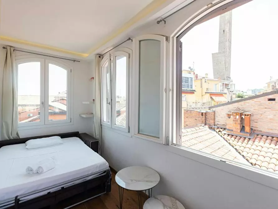 Immagine 8 di Appartamento in affitto  in Via De' Giudei a Bologna