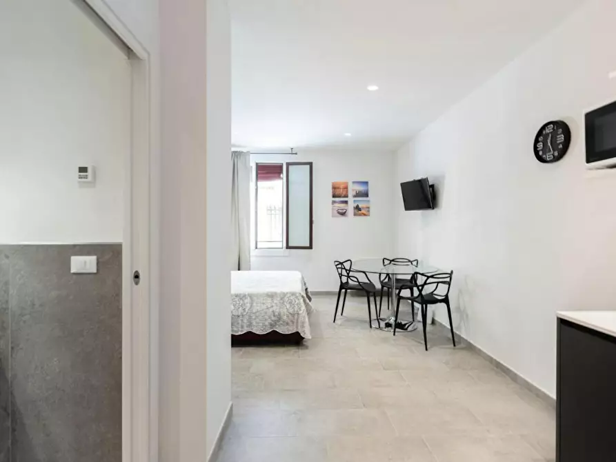 Immagine 2 di Appartamento in affitto  in Via Goito a Bologna