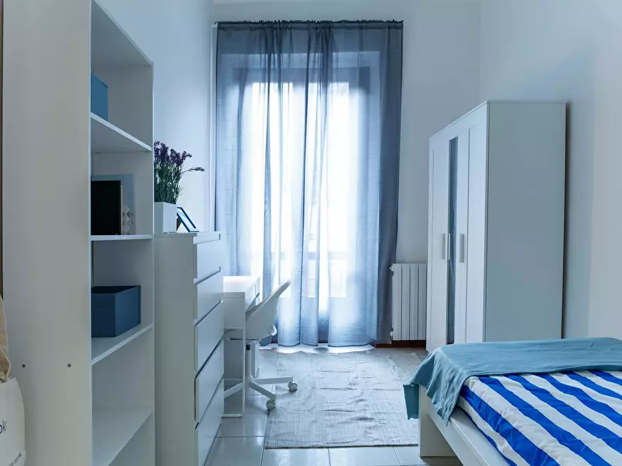 Immagine 6 di Camera in affitto  in Via Romolo Gessi a Torino