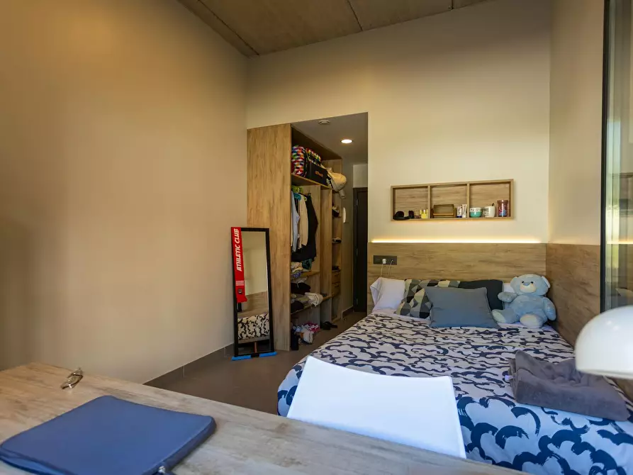 Immagine 1 di Camera in affitto  in Avenida de Filiberto Villalobos a Salamanca