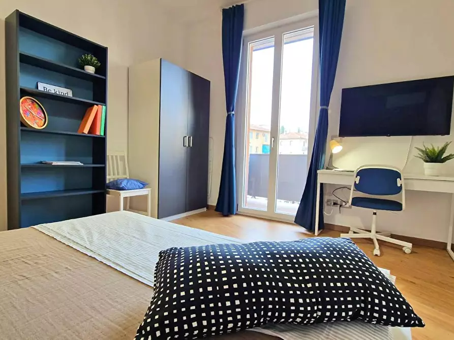 Immagine 4 di Camera in affitto  in Via Toscana a Bologna