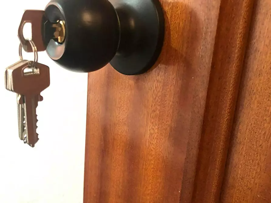 Immagine 8 di Camera in affitto  in Carrer de la Reina Na Maria a Valencia