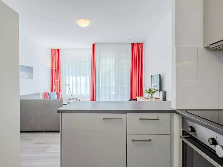 Immagine 10 di Appartamento in affitto  in Jenaer Straße a Berlin