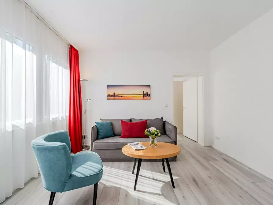 Immagine 3 di Appartamento in affitto  in Jenaer Straße a Berlin