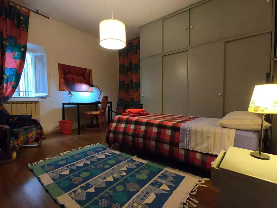 Immagine 7 di Camera in affitto  in Via della Vigna Vecchia a Firenze