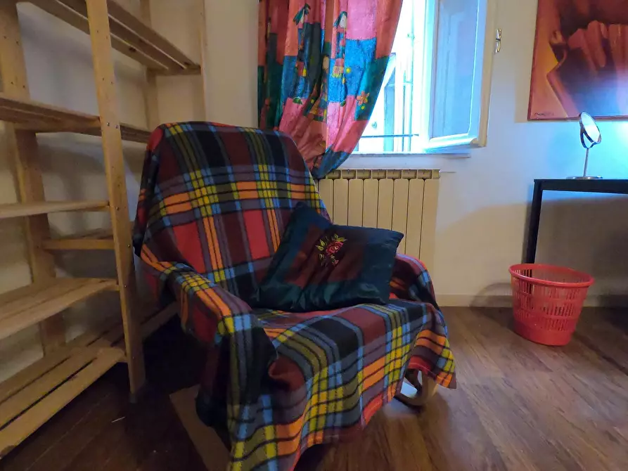 Immagine 3 di Camera in affitto  in Via della Vigna Vecchia a Firenze