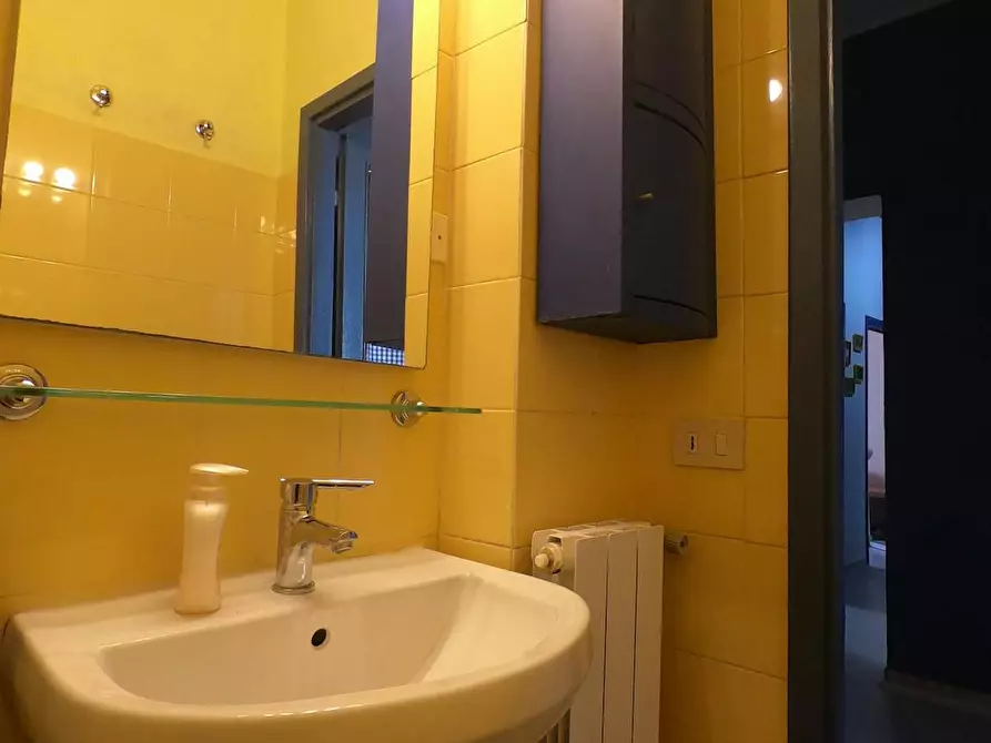 Immagine 4 di Camera in affitto  in Via della Vigna Vecchia a Firenze