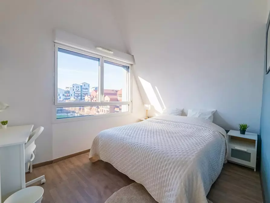 Immagine 2 di Camera in affitto  in Rue Achard a Bordeaux