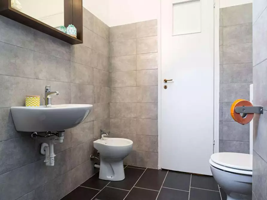 Immagine 9 di Camera in affitto  in Via dei Mandorli a Corsico