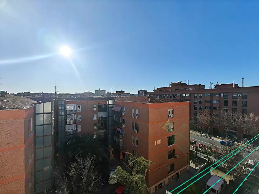 Immagine 5 di Camera in affitto  in Calle de Faro a Madrid