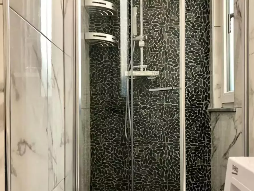 Immagine 5 di Appartamento in affitto  in Via Ronchi a Milano