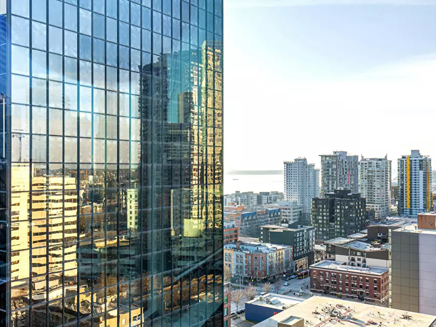 Immagine 4 di Appartamento in affitto  in 4th Avenue a Messina