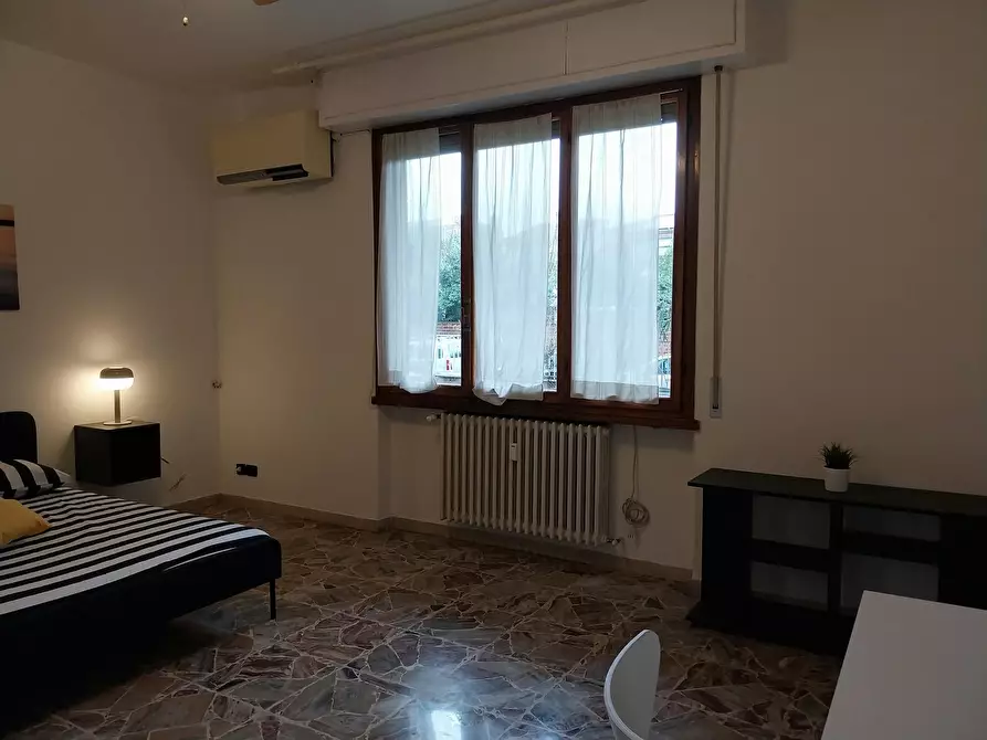 Immagine 9 di Camera in affitto  in Via Enrico Baroni a Firenze