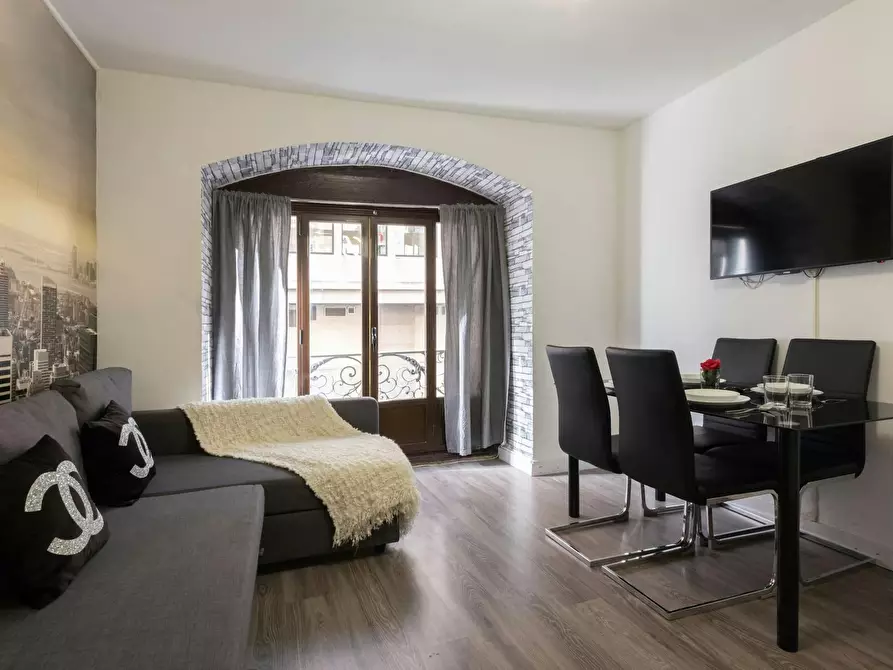 Appartamento in affitto in Calle de Valverde a Madrid
