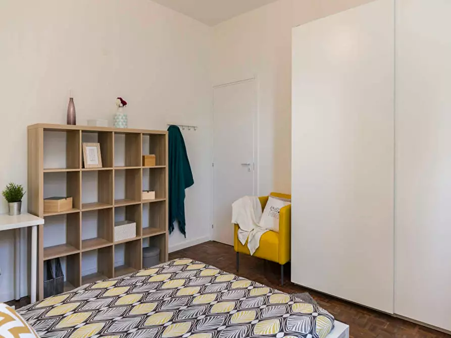 Immagine 6 di Camera in affitto  in Via delle Acacie a Buccinasco