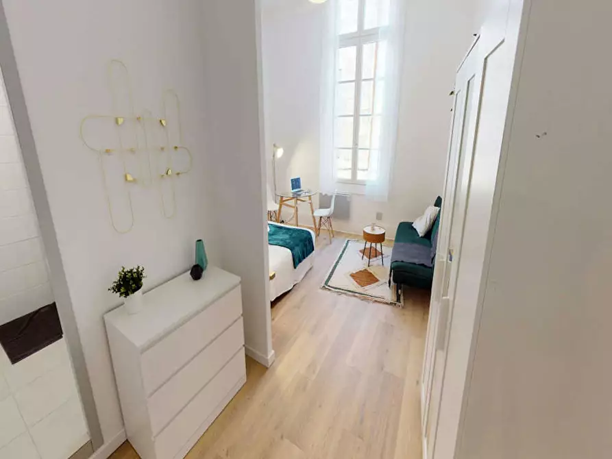 Immagine 1 di Camera in affitto  in Grand Rue Jean Moulin a Montpellier