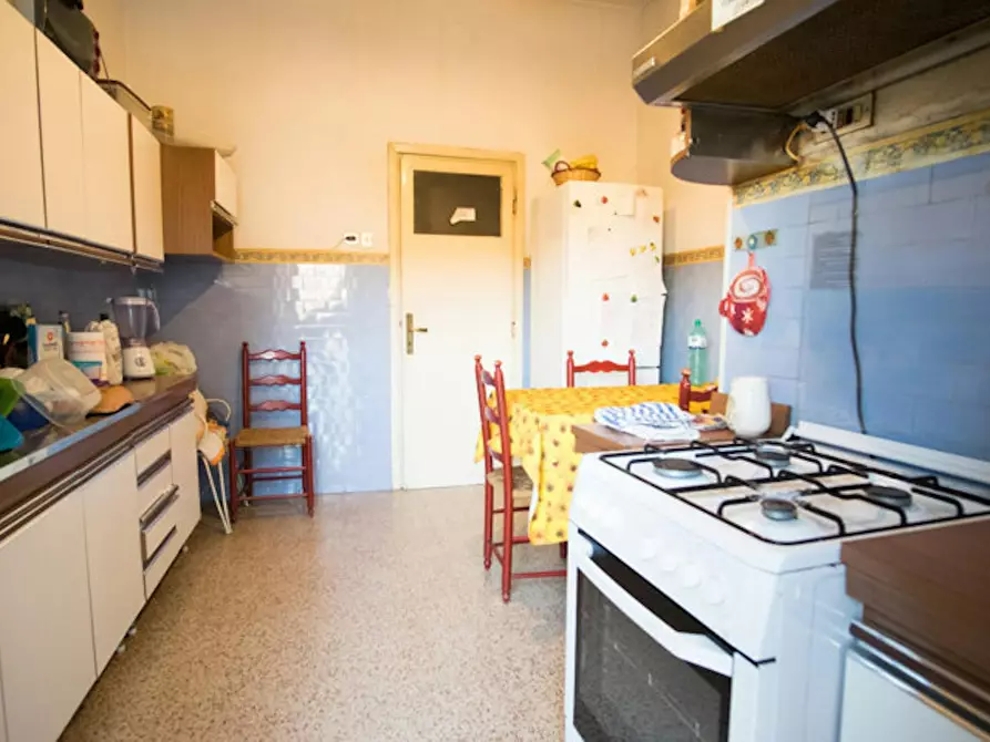 Immagine 4 di Camera in affitto  in Piazza San Giovanni Bosco a Roma