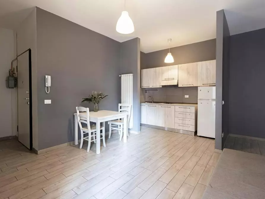 Immagine 2 di Appartamento in affitto  in Via Mascarella a Bologna