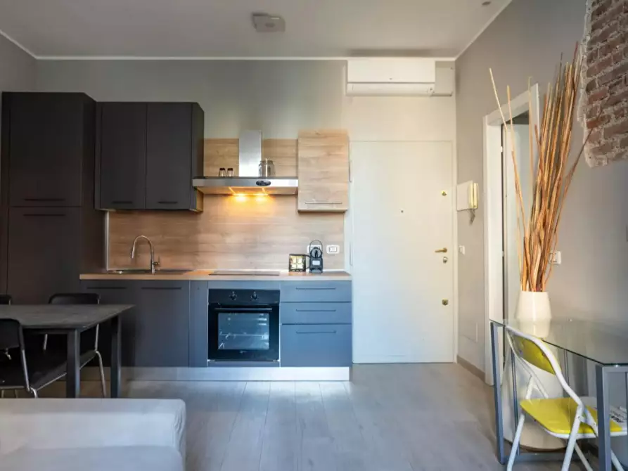 Immagine 5 di Appartamento in affitto  in Viale Bligny a Milano