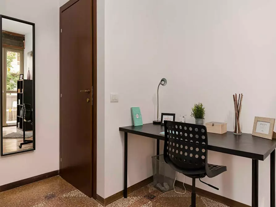Immagine 4 di Camera in affitto  in Viale Giovanni Vicini a Bologna