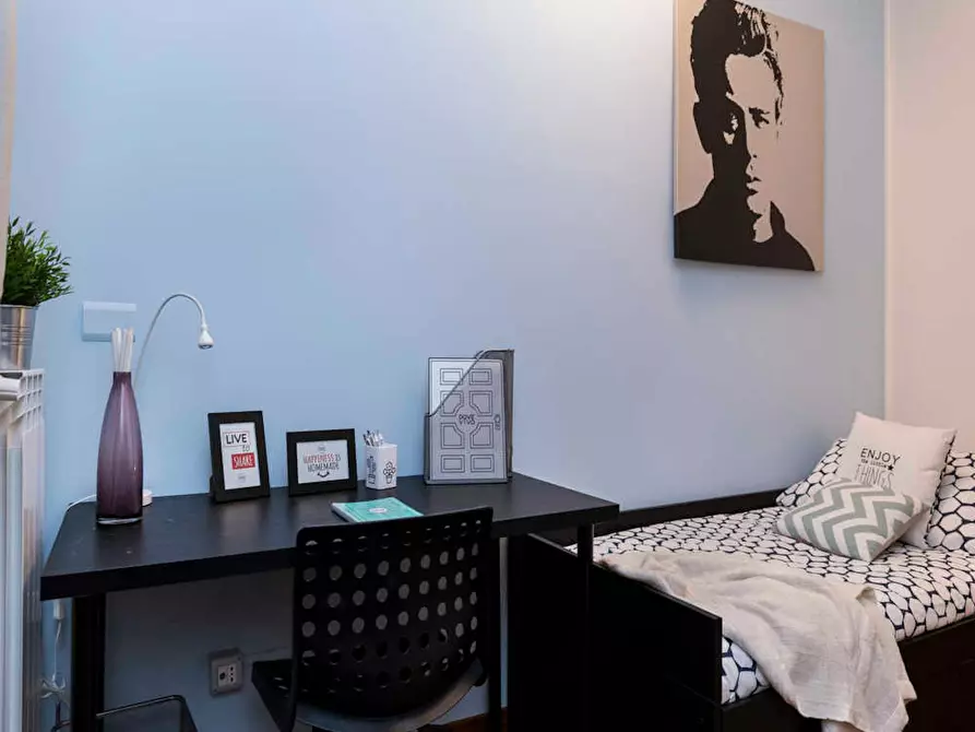 Immagine 8 di Camera in affitto  in Via Privata San Martiniano a Milano