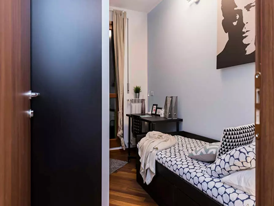 Immagine 5 di Camera in affitto  in Via Privata San Martiniano a Milano