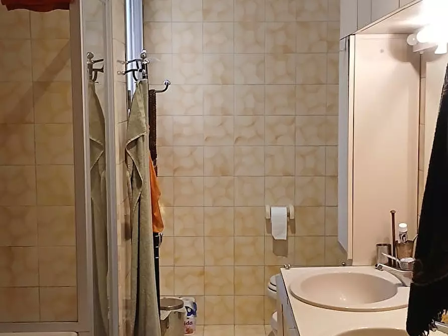 Immagine 9 di Camera in affitto  in Viale della Repubblica a Bologna